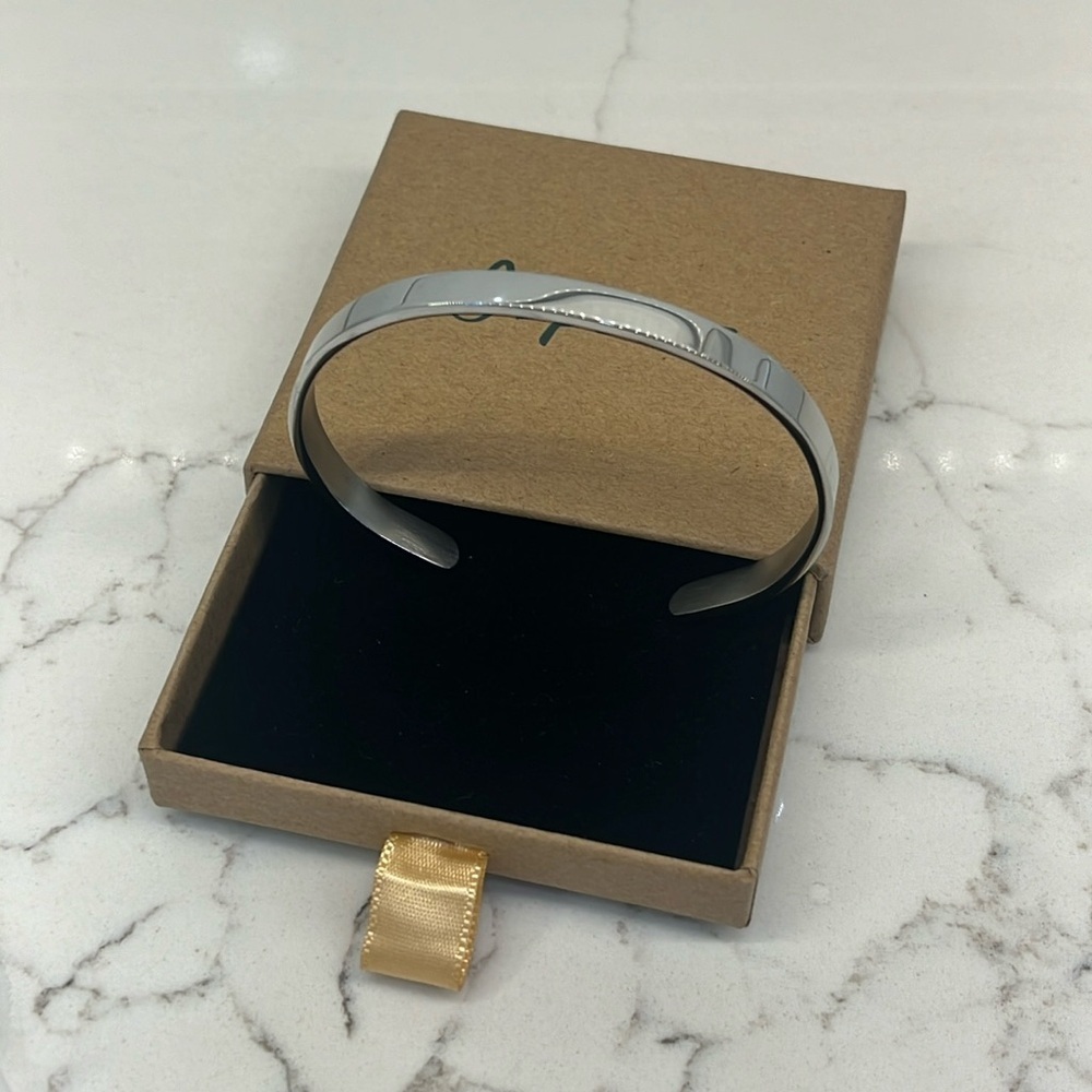 Joycuff Friendship Bangle Bracelet Cuff, Silver Tone, NWOT